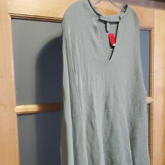 Green Ribbed Long Sleeve Tunic